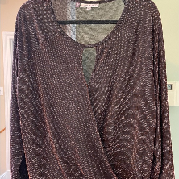 JENNIFER LOPEZ Sweater. Black with Orange Sparkle Accents - Picture 2 of 6